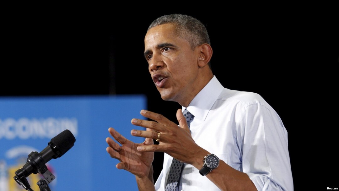 Presiden AS Barack Obama berbicara mengenai ekonomi dalam kunjungan ke University of Wisconsin La Crosse (2/7). 
