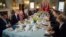 美国国务卿蒂勒森和国防部长马蒂斯与中国国务委员杨洁篪和中共中央军委联合参谋部参谋长房峰辉在美国国务院进行会谈（2017年6月21日，美国国务院图片）