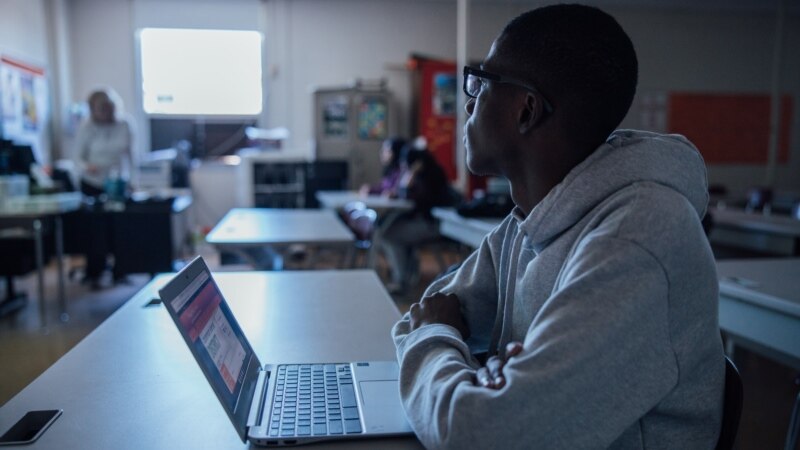 Short-term Training Can Lead to Technology Jobs without College Degrees