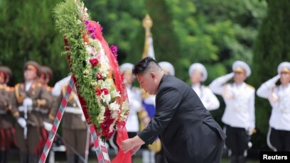 金正恩在“胜利日”前夕赴中国志愿军陵墓致敬韩美正密切监视韩半岛局势