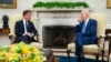 Presiden AS Joe Biden bertemu dengan Perdana Menteri Swedia Ulf Kristersson di Gedung Putih, Washington, pada 5 Juli 2023. (Foto: AP/Evan Vucci)