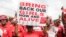 'Yan kungiyar "Bring Back Our Girls" masu fafutukar neman a sako 'yan matan Chibok, a wani gangami da suka yi a watan Afrilun bara a jihar Legas