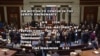 美国国会众议院2026年9月16日以262票对159票通过了已故共和党籍联邦参议员林赛·格雷厄姆(Lindsey Graham)的制裁俄罗斯法案，并将其送交总统唐纳德·特朗普(Donald Trump)签署。
