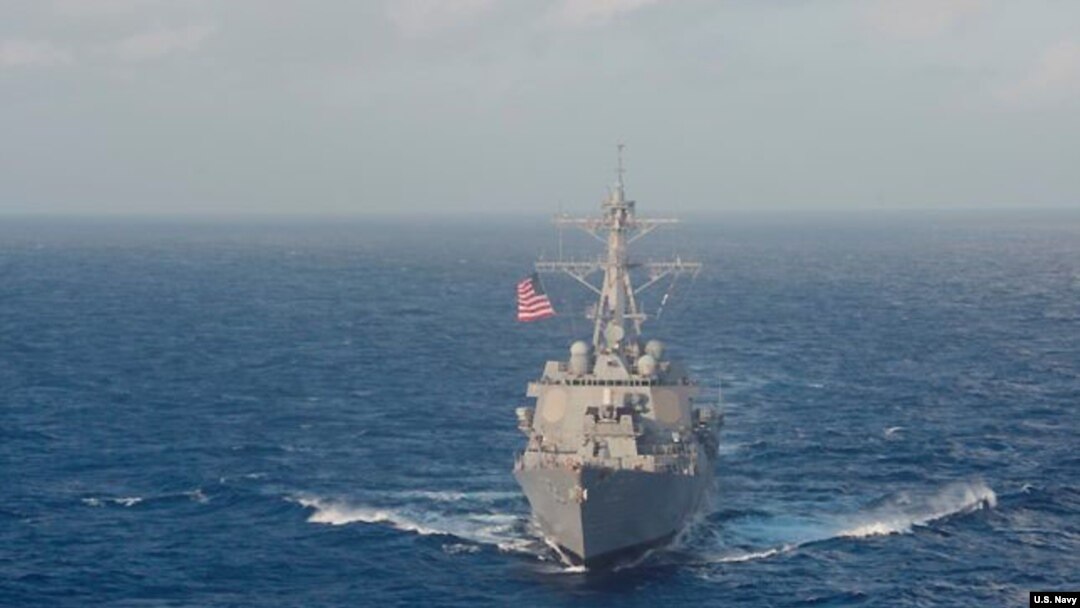 Kapal USS Lassen di Laut China Selatan, 25 Oktober 2015 (Foto: dok).
