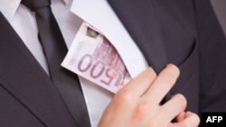 TI: Korrupsioni po rritet në mbarë botën