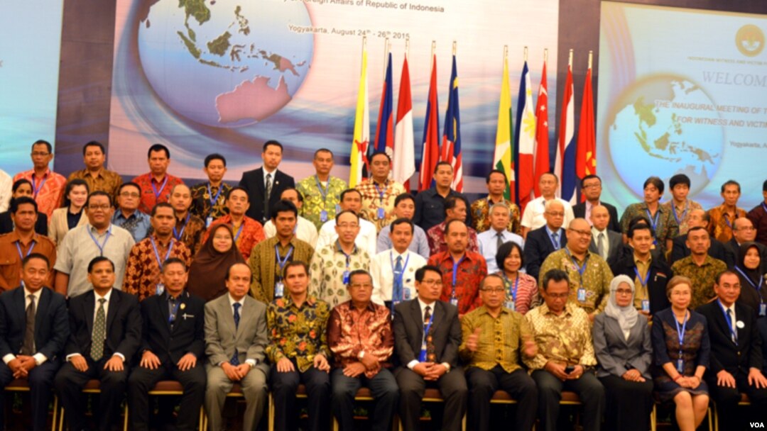 Peserta Jaringan Kerjasama Perlindungan Saksi dan Korban Kejahatan ASEAN di Yogyakarta (24/8). (VOA/Munarsih Sahana)