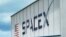Logo của SpaceX tại Trung tâm vũ trụ Kennedy ở Cape Canaveral, bang Florida, Hoa Kỳ.