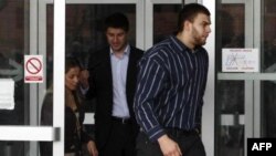 Një student serb pranon fajësinë për rrahjen e një studenti amerikan