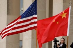 미국 국토안보부가 지난 8일 발표한 중국 언론인에 대한 비자 연장 제한 조치가 11일부로 시행에 들어갔다.