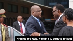 Président Félix Tshisekedi ya RDC apesi mbote na mokokani wa ye ya Namibie HAge Geingob na bokutani na Windhoek (Namibie), le 26 février 2019. (Twitter/ Présidence Rép. Namibie)