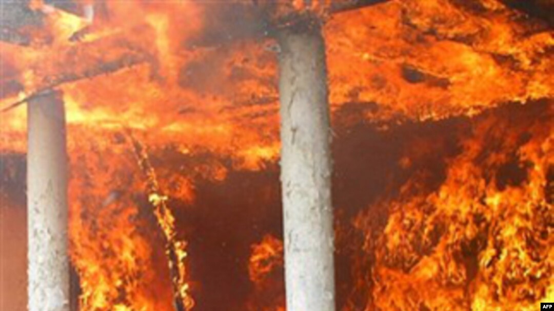 Shu yilning 11-13 iyun kunlari Jalol-Obod qo'shni O'sh viloyati singari qonli voqealarga guvoh bo'lgan, etnik nafrat natijasida minglab insonlar halok bo'lgan edi
