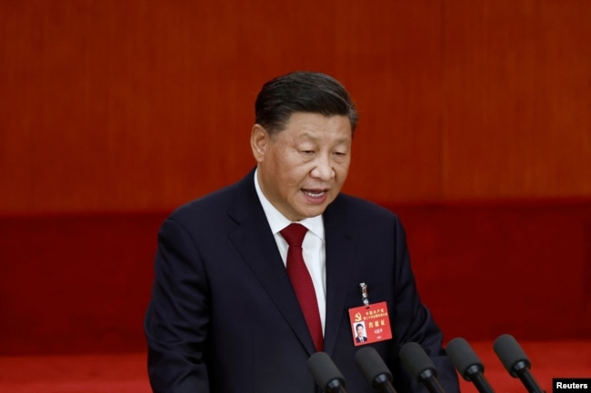 Kineski predsjednik Xi Jinping govori tokom ceremonije otvaranja 20. Nacionalnog kongresa Komunističke partije Kine, u Velikoj dvorani naroda u Pekingu, Kina, 16. oktobra 2022. (Foto: Reuters/Thomas Peter)