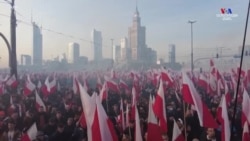 Լեհաստանի կարմիր-սպիտակ գույնի դրոշներ ծածանող ցուցարարների բազմությունը հավաքվել էր Վարշավայի կենտրոնում