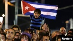 Cuba no sería el único país en América Latina en vivir una transición a la democracia. Chile y Argentina lograron hacer el cambio, no sin consecuencias. 