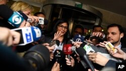 Ministra de Relaciones Exteriores de Venezuela, Delcy Rodríguez, tras una reunión con ministros de Relaciones Exteriores sobre Mercosur. Oposición dice que han vuelto enfermedades que estaban erradicadas hace más de 25 años. "La difteria, por ejemplo, llegó a Caracas”, explicó la opositora María Corina Machado.