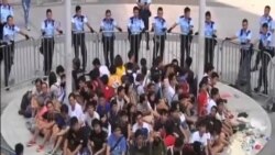 香港警方公民廣場清場行動外界批使用過分武力