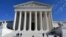 资料照片：位于华盛顿的美国最高法院。(2021年12月4日）