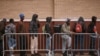 Parlamento español considerará proyecto para dar residencia a inmigrantes indocumentados