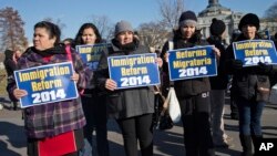 La Cas Blanca asegura que el presidente Obama continuará su lucha por aprobar una reforma migratoria este mismo año.