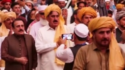 په کراچۍ کې پښتنو خپله کلتوري ورځ لمانځلې