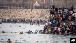 منطقۀ سوتا در اسپانیا - یکی از تنها دو مرز زمینی اتحادیۀ اروپا با قارۀ افریقا