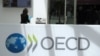 OECD, Türkiye ekonomisinin bu yılki büyüme tahminini yüzde 0,2 oranında aşağı yönlü revize ederek, yüzde 3,2 olarak belirledi.