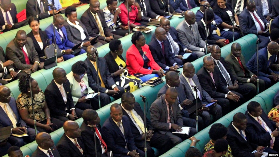 Abashingamateka ba Uganda mu ngoro y'abashingamateka i Kampala.