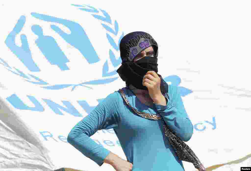 گزشتہ تین روز میں 30 ہزار سے زائد شامی پناہ گزین عراق کے علاقے کردستان پہنچ گئے ہیں۔