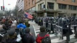 Anti Trump Protest Police Push Protestors Back