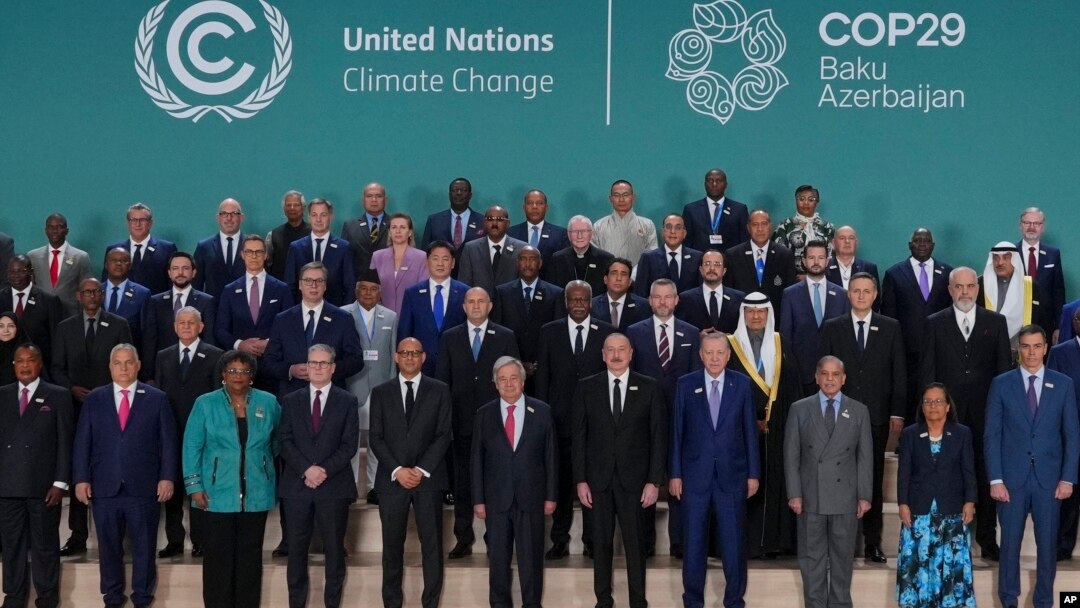Učesnici klimatskog samita COP 29 u glavnom gradu Azerbejdžana Bakuu (AP/Peter Dejong)