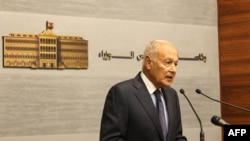 FILE - Sekretaris Jenderal Liga Arab Ahmed Aboul Gheit berbicara kepada wartawan setelah pertemuannya dengan Perdana Menteri sementara Lebanon di Beirut, 21 Oktober 2024. (ANWAR AMRO / AFP)