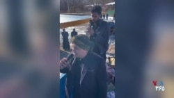 خواندن سرود «ایران ایران ایران» در مراسم خاکسپاری امیرمحمد حاتمی در چهارمحال و بختیاری