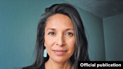 Jenni Monet fue arrestada mientras cubría las protestas contra el proyecto Dakota Access Pipeline en Dakota del Norte.