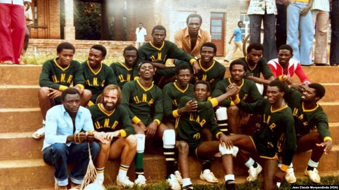 Ikipe ya Kaminuza y'u Rwanda ishami ry'i Butare hagati mu myaka ya za 80