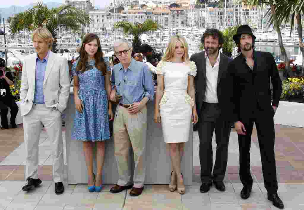 Woody Allen presenta su película "Midnight in Paris".