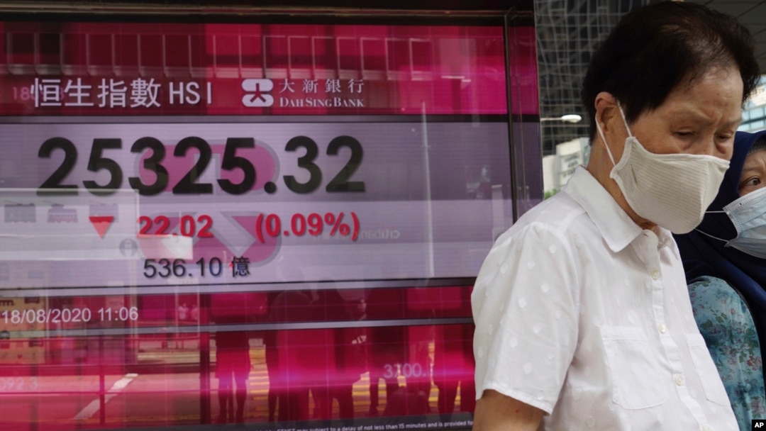 Indeks saham Hong Kong di Bursa Efek Hong Kong, Selasa 18 Agustus 2020. 
