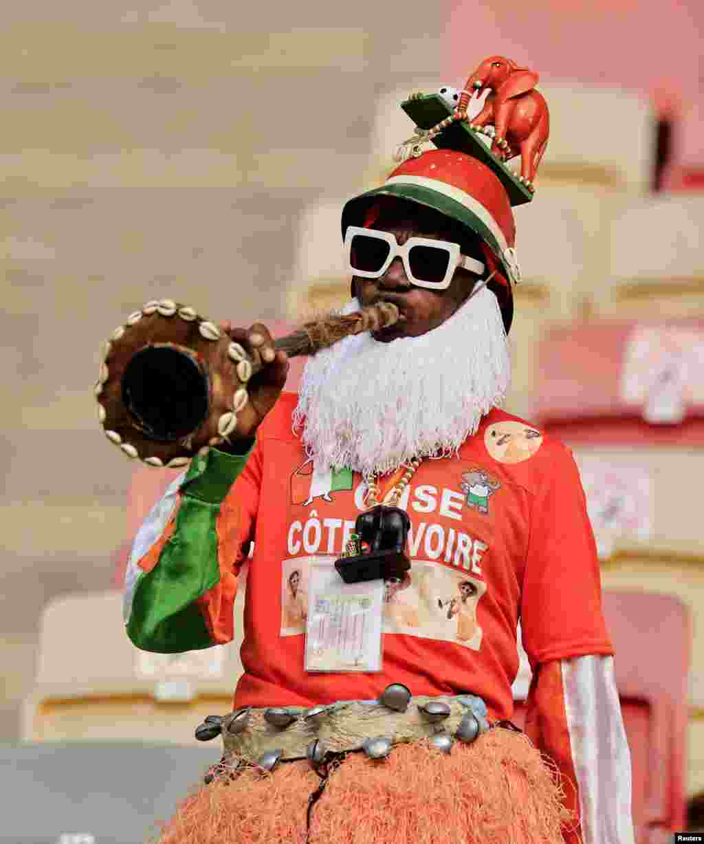 Ivory Coast fan inside the stadium before the match Ivory Coast vs Sierra Leone; Cameroon, Jan 16, 2022.