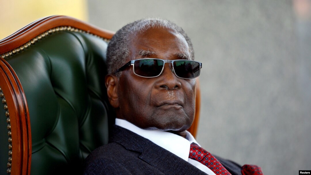 Robert Mugabe gobernó su país entre 1980 y 2017. Su controvertido legado llevó a que fuera odiado por unos y adorado por otros hasta el último día.