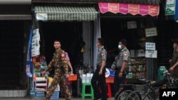 ရန်ကုန်မြို့ထဲက လုံခြုံရေးအဖွဲ့တချို့