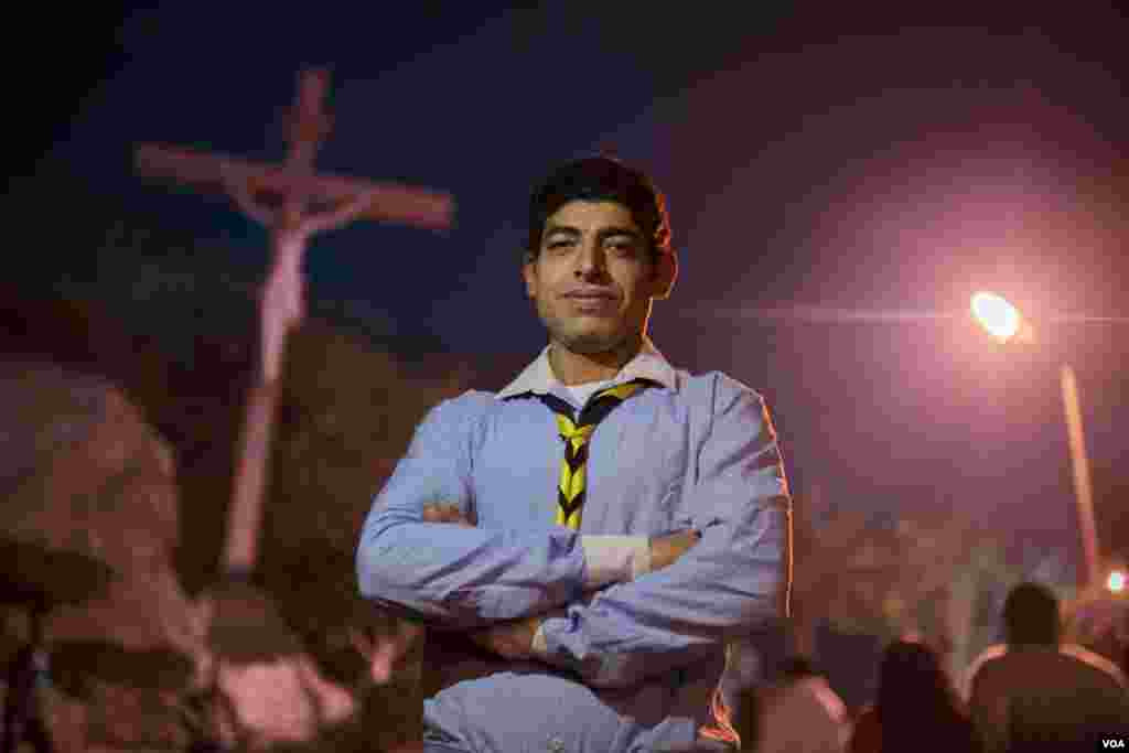 &quot;It made my day when Shabaan, a Muslim colleague, sent me Christmas wishes ... it felt special,&quot; says Osama Fanous, a Coptic Orthodox Christian, in Cairo, Jan. 6, 2022. (H. Elrasam/VOA)