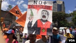 Las últimas decisiones del gobierno de Venezuela ha generado protestas en la calles de su capital Caracas. Foto: Álvaro Algarra/VOA