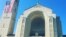 The Basilica of the National Shrine of the Immaculate Conception in Washington. (S. Lemaire/VOA)