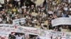 Phe đối lập và người ủng hộ chính phủ cùng biểu tình ở thủ đô Yemen