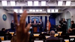 25일 미국 백악관에서 열린 신종 코로나바이러스 대응 브리핑에서 도널드 트럼프 대통령이 발언하고 있다.