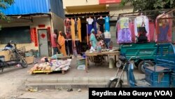 Le marché chinois à Dakar, Sénégal, le 11 février 2020. (VOA/Seydina Aba Gueye)