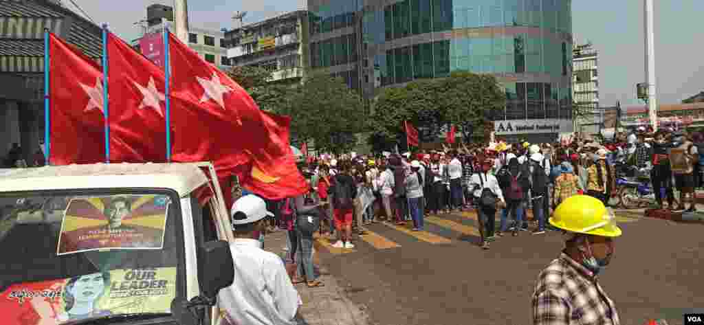 ရန်ကုန်မြို့ လှည်းတန်းဆန္ဒပြပွဲ မနက်ပိုင်းမြင်ကွင်းများ