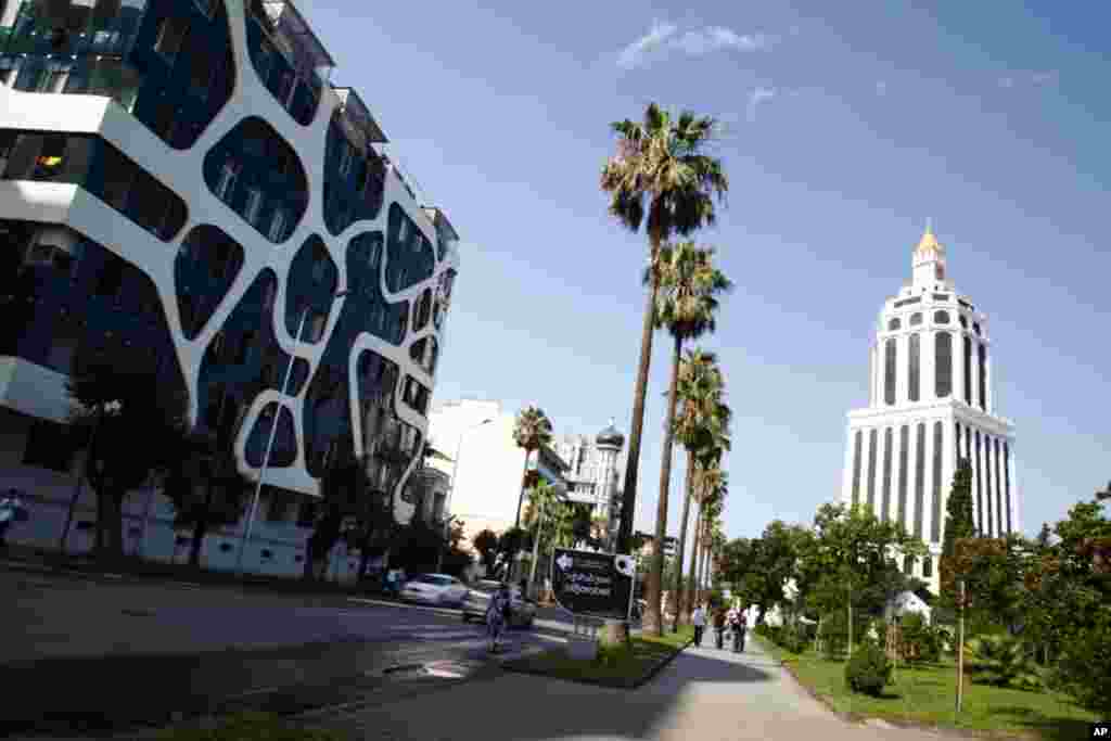 Sheraton Hotel in Batumi. (Yuli Weeks/VOA)