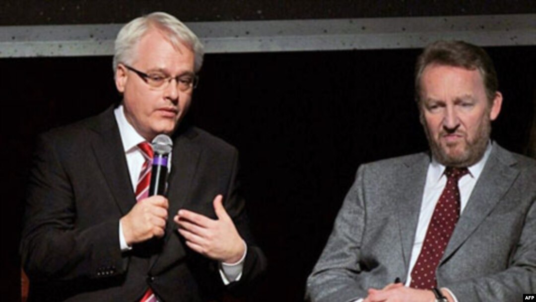Ivo Josipović, predsednik Hrvatske, i Bakir Izetbegović, član Predsedništva BiH učestvovali su na panelu u Njujorku povodom 15-godišnjice sklapanja Dejtonskog sporazuma.