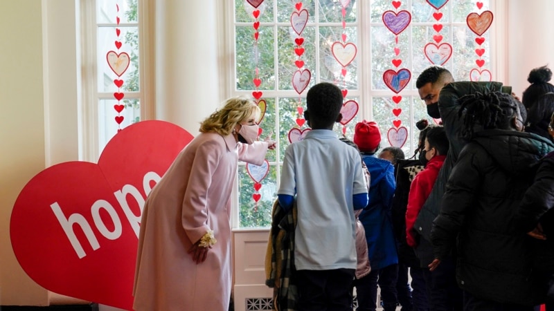 First Lady Decorates White House Lawn with Giant Valentines 