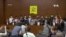 香港四名泛民議員恐被取消資格 民主派擬總辭抗議